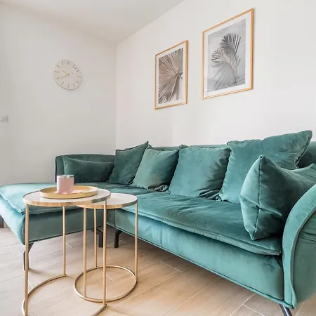 Golden Luxury Apartmán