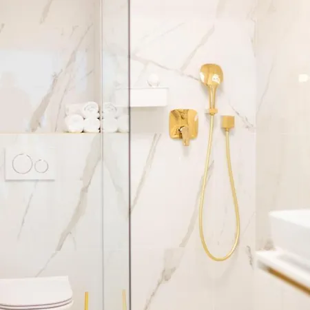 Golden Luxury * Split