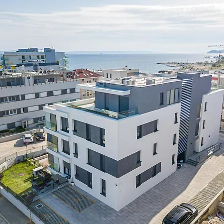 Apartmán Golden Luxury *